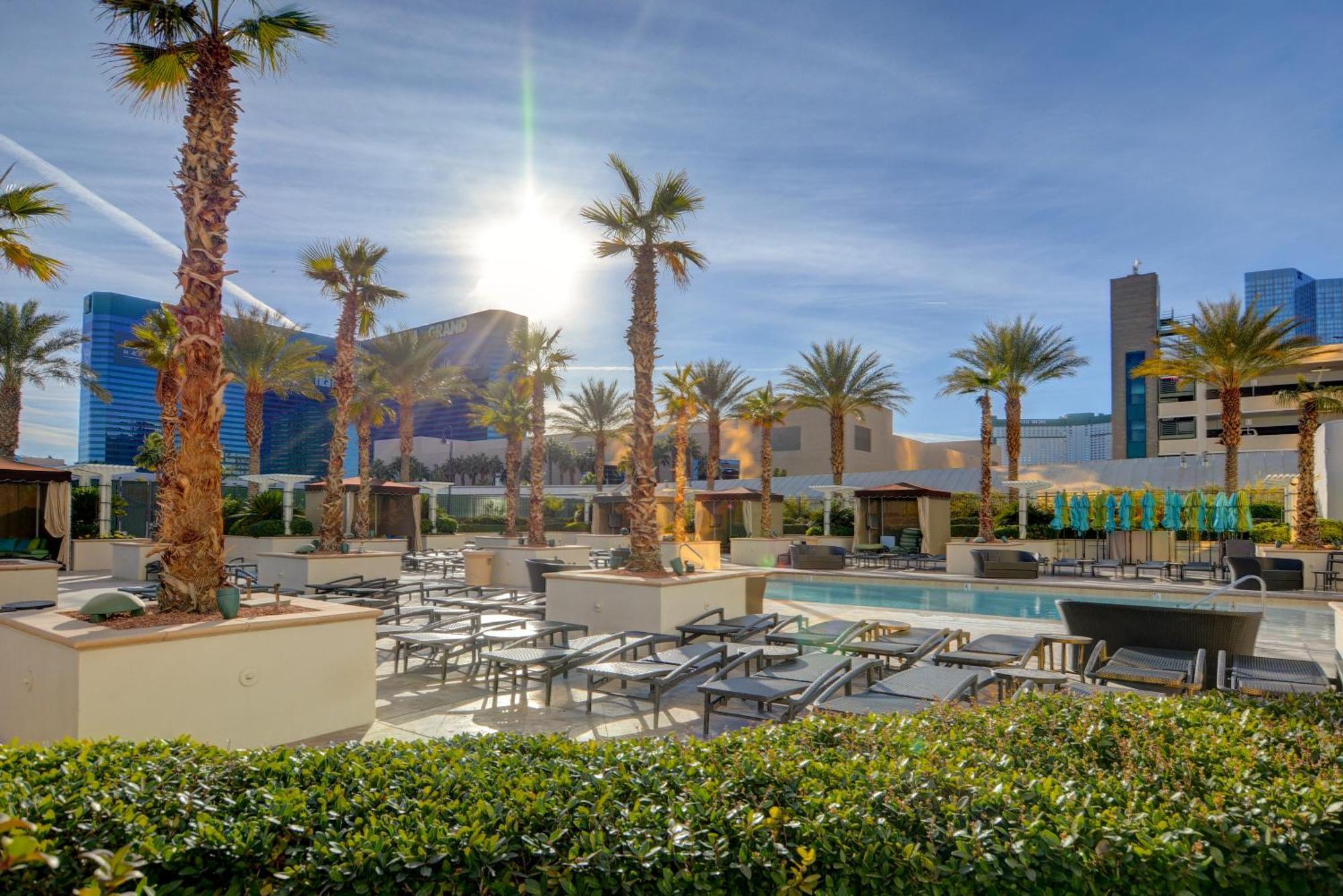 The Fantasy Suite Mgm Signature Pool View Las Vegas Kültér fotó